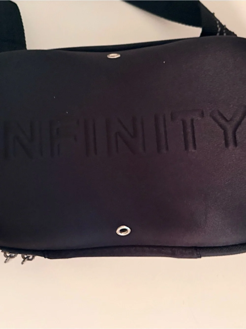 NFINITY cheer shoe case Vineyard vines Whale & /Gold Nike-StyleHair Bows